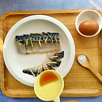 挪威青花鱼蒸蛋的做法图解3