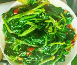 #米饭最强CP#蚝油菠菜，简单又很解油腻！的做法