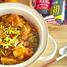 #味达美年味小馆#年夜饭的米饭终结者：酸菜豆腐煲，老少咸宜