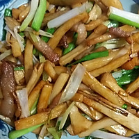 杏鲍菇炒蒜苗的做法图解8