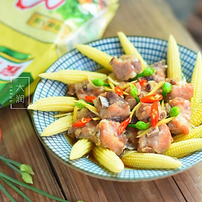 清甜玉米笋蒸前排