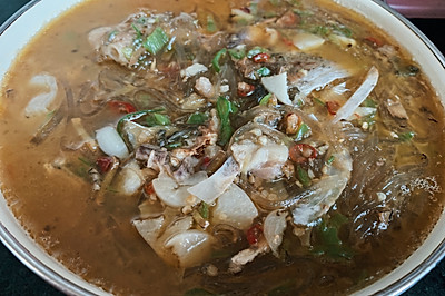 超神下饭硬菜-雄鱼头粉丝煲