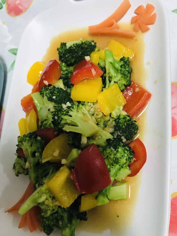 蒜蓉西蓝花的做法