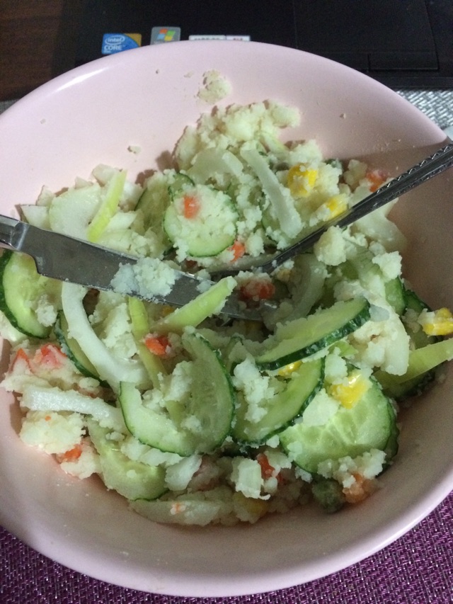 深夜食堂之土豆泥沙拉的做法图解2