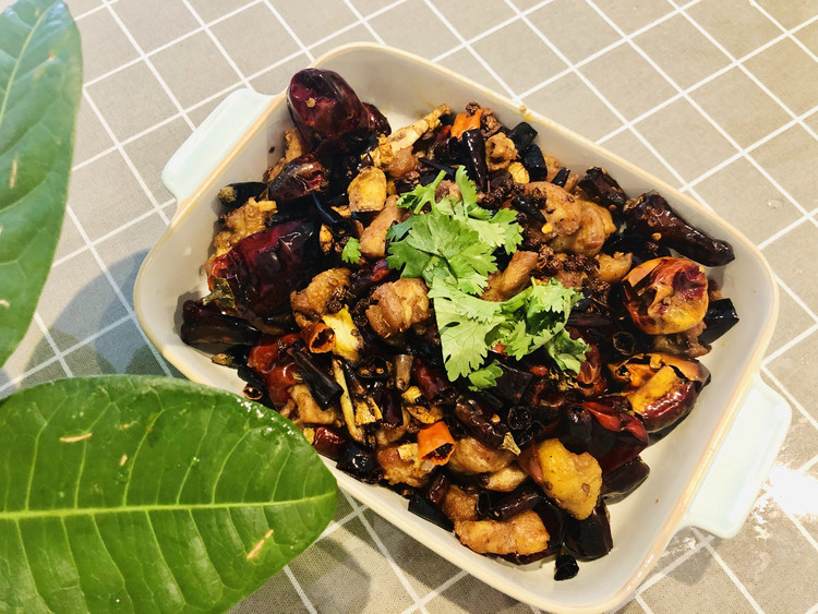 香辣鸡腿肉的做法