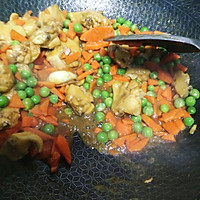 豌豆萝卜鸡肉焖饭的做法图解5