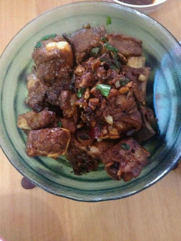 红烧排骨