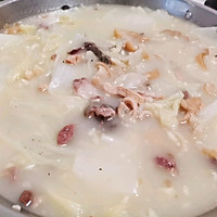 冬日暖锅-像牛奶一样白的大白菜羊杂汤的做法图解11