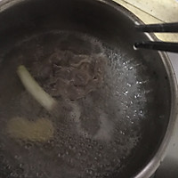 牛肉蔬果卷的做法图解2