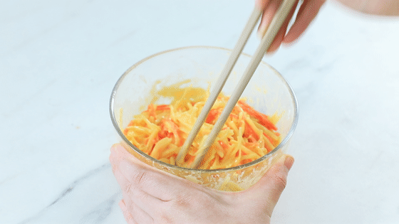 土豆丝煎饼的做法图解4