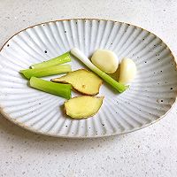 鲜鲍焖鸡块的做法图解7