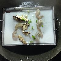 香菇鲜虾肠粉的做法图解8