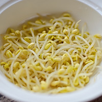 素食记——炝锅腐竹的做法图解2