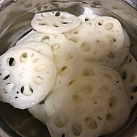 酸甜开胃白玉藕的做法图解1