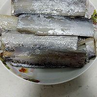 茄汁带鱼 姜丝版的做法图解1