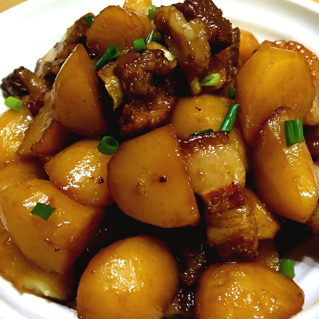 土豆烧肉～超级超级好吃的做法_菜谱_豆果美食