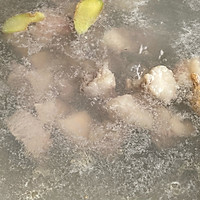 西红柿炖牛腩的做法图解2