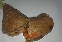 腩肉、虾仁粽子的做法