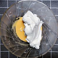 春日甜品#草莓抱抱卷的做法图解10