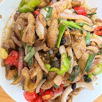 爆炒大肠的做法图解1