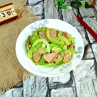 西葫芦炒肉片