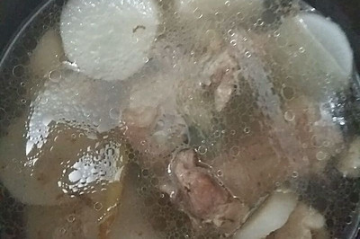 萝卜大骨汤
