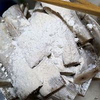 香酥煎带鱼的做法图解7