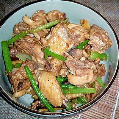 芹菜炒鸡
