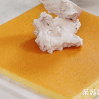 杨梅荔枝蛋糕卷的做法图解10