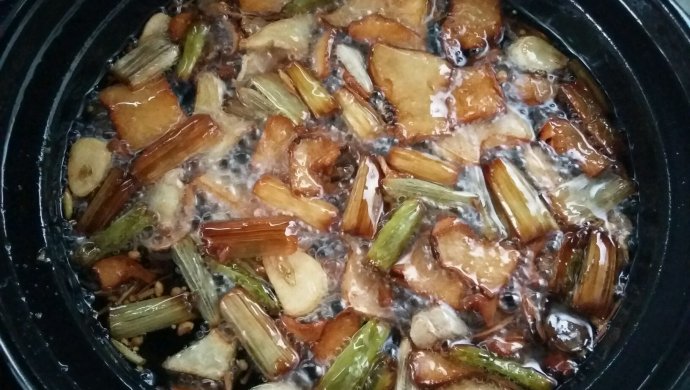 葱菌油