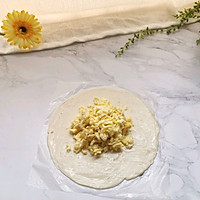 #换着花样吃早餐#快手【手抓饼版榴莲饼】的做法图解4