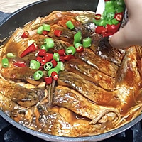 男厨家的红烧鱼的做法图解17