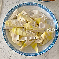 春日下饭菜：油焖春笋的做法图解3