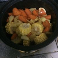 土豆焖排骨的做法图解2
