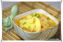 泡菜土豆汤