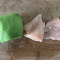 鸡肉萝卜丸子汤的做法图解1