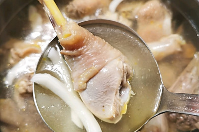 椰子鸡汤（附椰子冻做法）