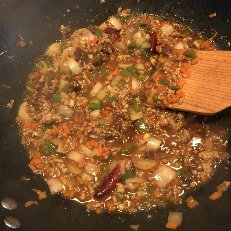 香菇肉酱拌面的做法