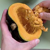 #合理膳食 营养健康进家庭#低脂粗粮 蒜香烤南瓜的做法图解1