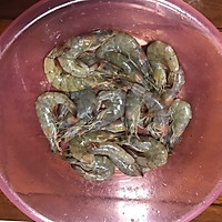 #做道懒人菜，轻松享假期#茄汁油焖大虾的做法图解2