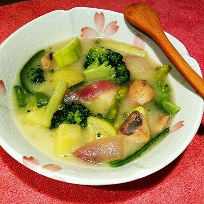 奶炖鲜蔬