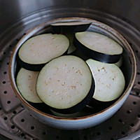 #鸡汁入家宴 感恩正当“食”#鸡汁茄子的做法图解1