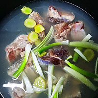 不加一日滴油的竹荪排骨排骨汤的做法图解4