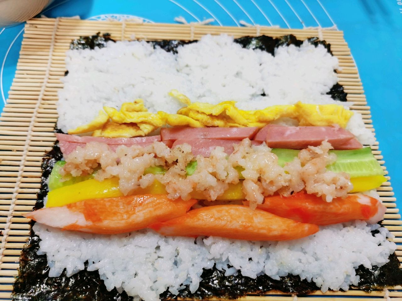紫菜寿司卷怎么做_紫菜寿司卷的做法视频_豆果美食