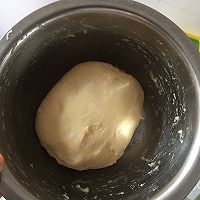 培根肉丝芝士面包的做法图解1