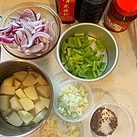 甘肃地方小吃-鸡肉垫卷子的做法图解3
