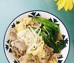 #“酒”是要开心#鸡蛋肉片面的做法