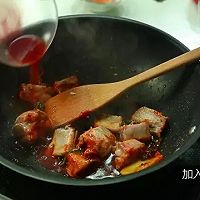 【微体】肉要啃着吃！无锡酱排骨的做法图解7