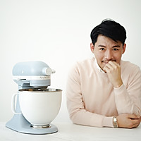 KitchenAid 百年生日蛋糕的做法图解1