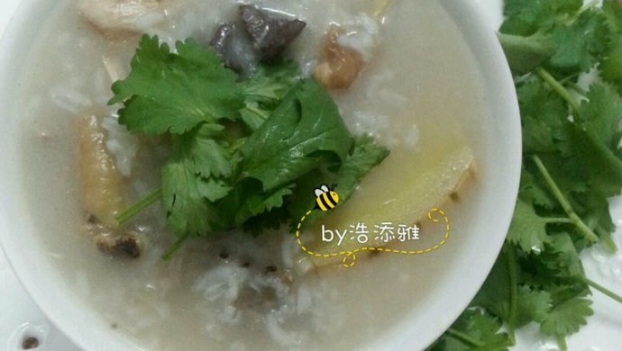 砂锅鲜鸡粥